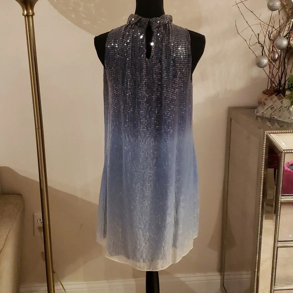 Alice+Olivia silk sequined dress size M NWOT - Picture 7 of 9